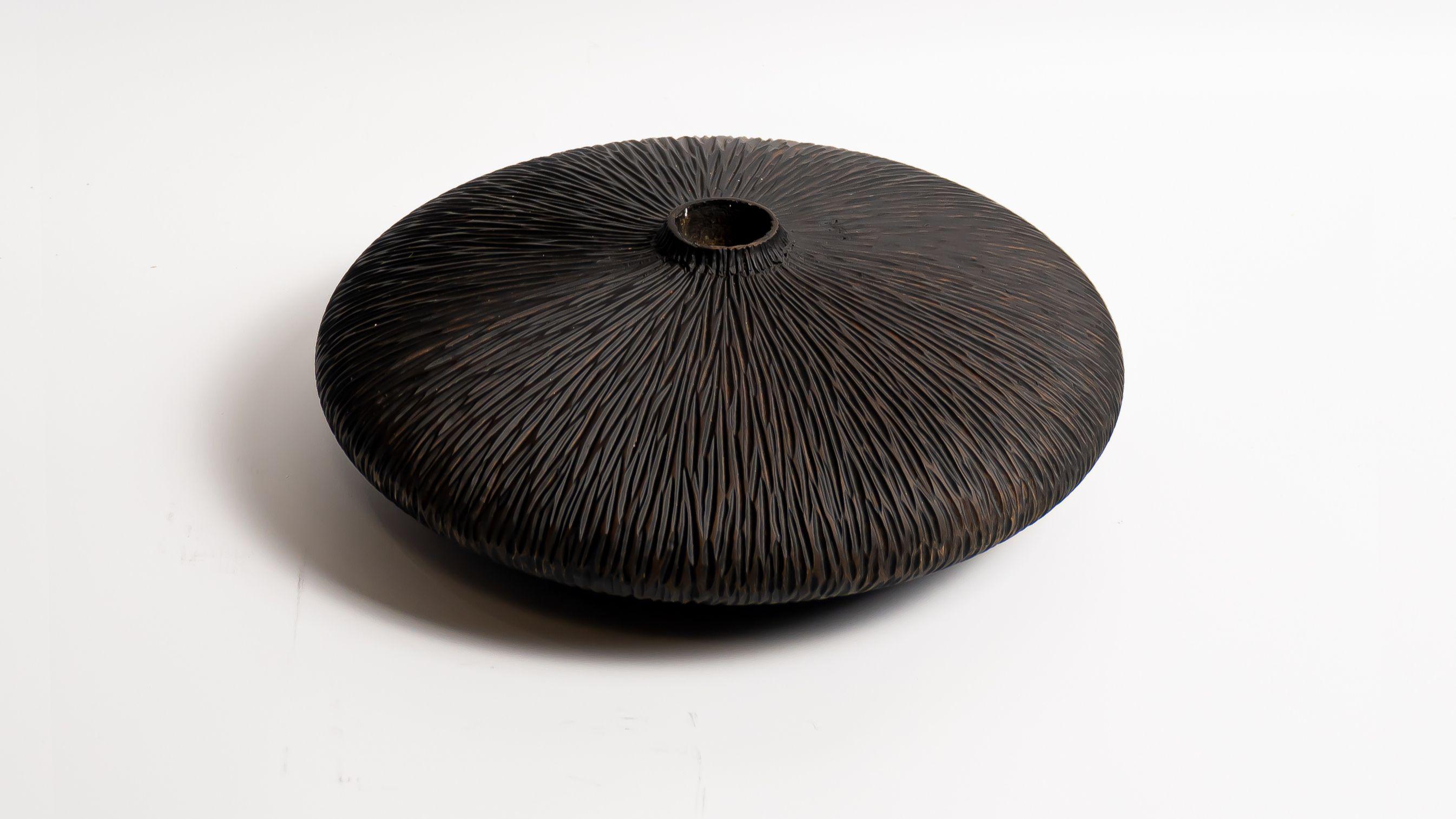Elli Vase